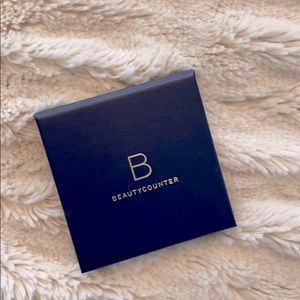 Radiant all over bronzer